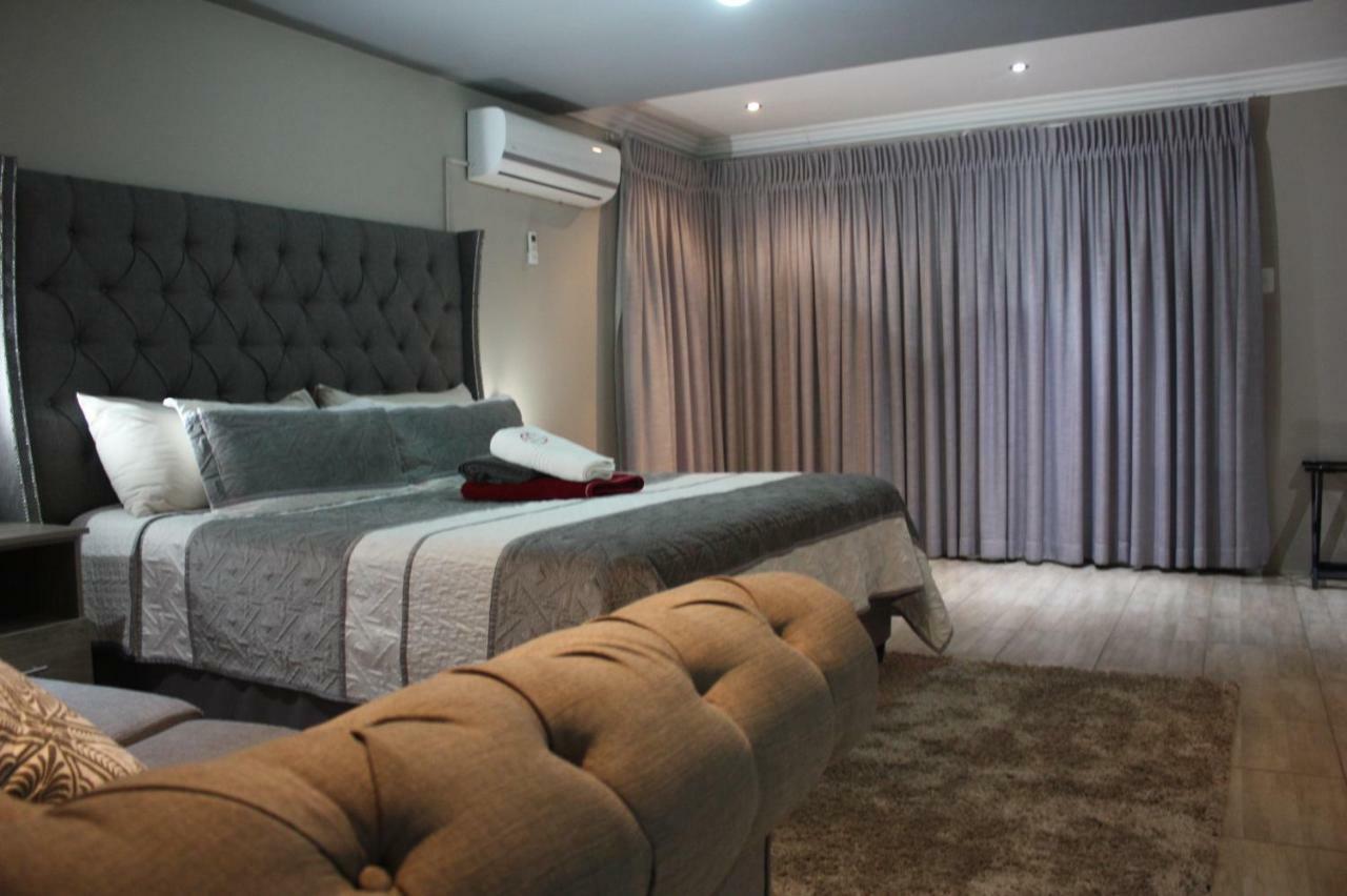 On Hill Lodge Bloemfontein Exterior photo